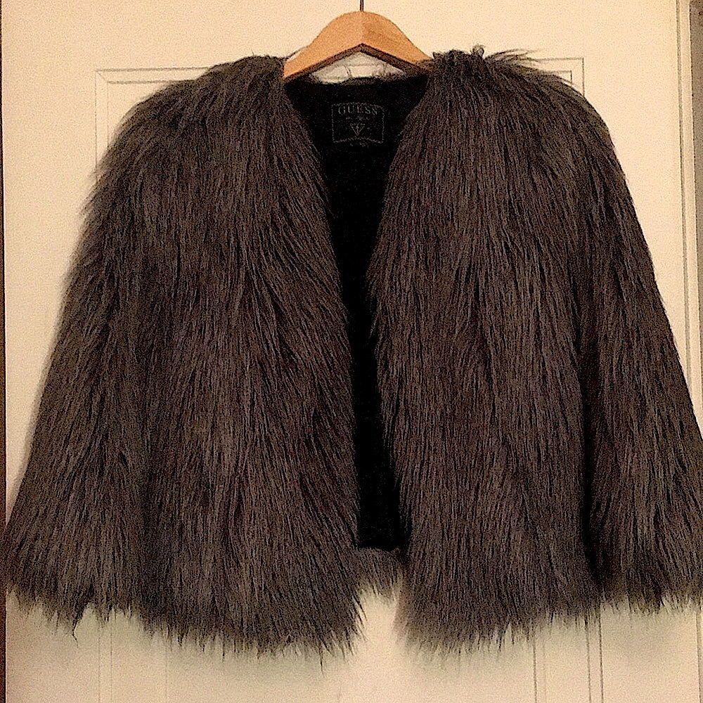 GUESS💫 Vintage Faux fur coat👀🐰